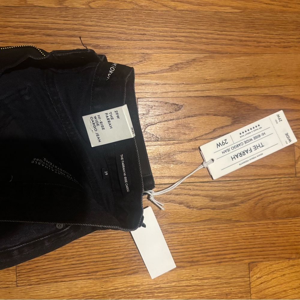 Women's Black Cargo Jeans - Picture 7 of 7